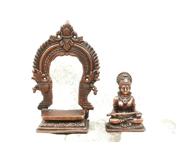 Brownish-Orange_Copper_Idols_India,_3_Inches,_Handmade_Goddess_Annapoorani_Idol_With_Prabhavalli,_120G,_Patina_Antique_Finish,_Pack_Of_1_Piece