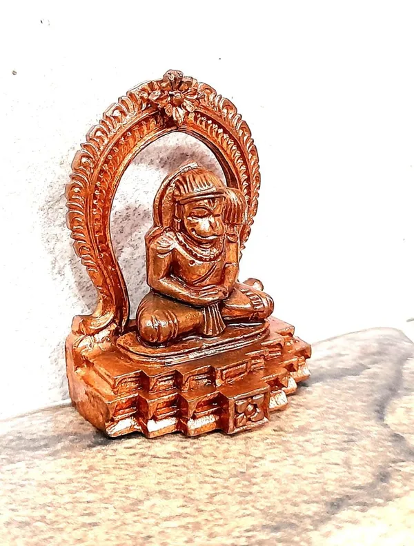 Brown_Copper_Idols_Of_God_Hanuman,_5.3Cm,_97Grams,_Hand_Made_Idol,_Pack_Of_1_Piece