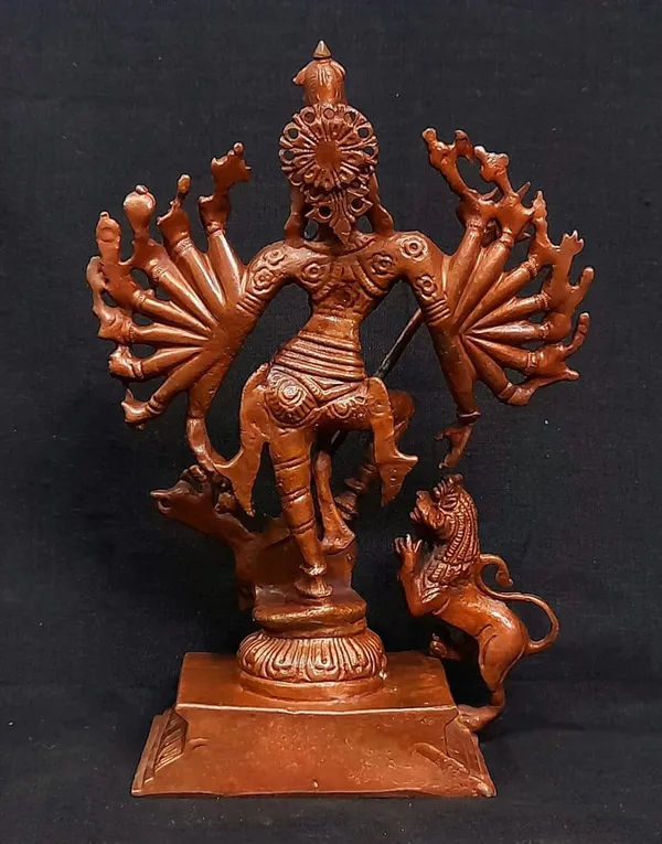 Brownish-Orange_Copper_Idols_Of_God_Mahishasura_Mardhini_Idol,_7.8_Inches,_1.1_Kg,_Patina_Antique_Finish,_Pack_Of_1_Piece