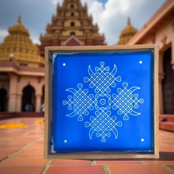 Searchers_Paradise_Kambi_Kolam_Model_1_Rangoli_Stencil_Wooden_10x10_Inches_Pack_of_1_Piece