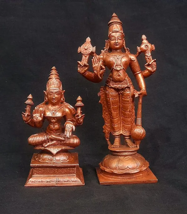 Brown_Copper_Idols_Of_God_Srinivasa_Perumal_With_Mahalakshmi,_6_Inches,_1_Kg,_Patina_Antique_Finish,_Pack_Of_2_Piece