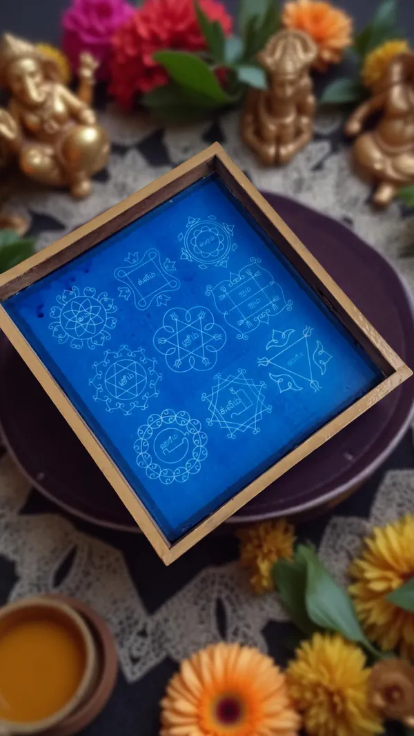 Navagraha_Mandala_Yantra_Rangoli_Design_Stencil_Wooden_Frame_pack_of_1_piece