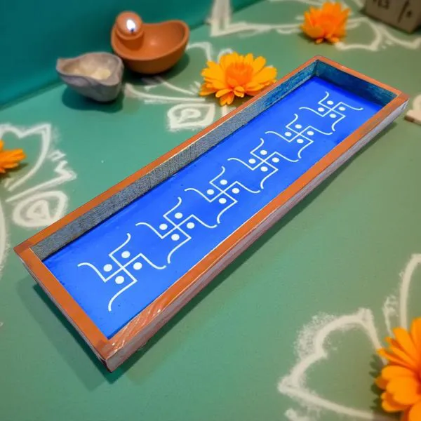 Searchers_Paradise_Swastik_Border_Rangoli_Stencil_Wooden_17x5_Inches_Pack_of_1_Piece