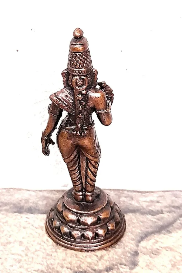 Brown_Copper_God_Idols_Meenakshi_Devi_2.8_Inches,_70G,_Handmade_Copper_God_Idols,_Pack_Of_1_Piece