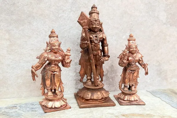 Brownish-Orange_Copper_Idols_Of_God_Murugar_With_Valli_And_Deivanani_By_Searchers_Paradise,_4.5_Inches,_630,_Patina_Antique_Finish,_Pack_Of_3_Piece