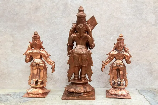 Brownish-Orange_Copper_Idols_Of_God_Murugar_With_Valli_And_Deivanani_By_Searchers_Paradise,_4.5_Inches,_630,_Patina_Antique_Finish,_Pack_Of_3_Piece