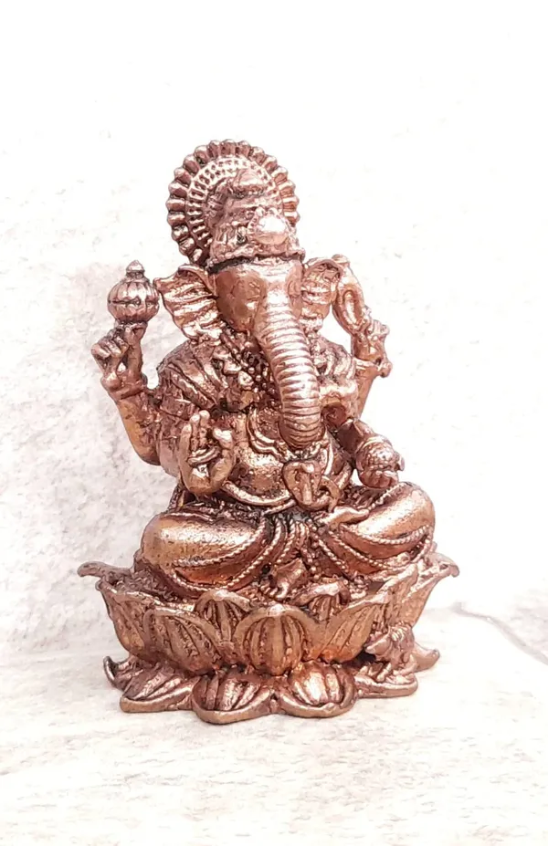 Brownish-Orange_Copper_Idols_Of_God_Ganesh,_2.2_Inches,_145G,_Patina_Antique_Finish,_Pack_Of_1_Piece