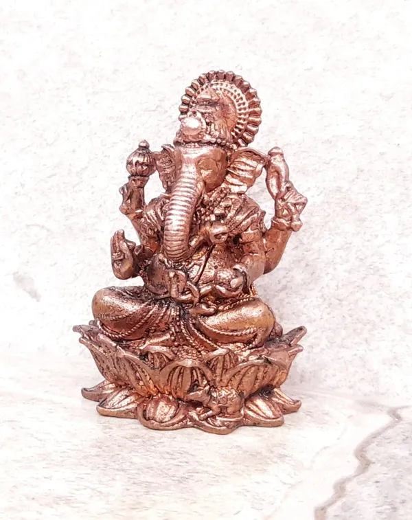 Brownish-Orange_Copper_Idols_Of_God_Ganesh,_2.2_Inches,_145G,_Patina_Antique_Finish,_Pack_Of_1_Piece