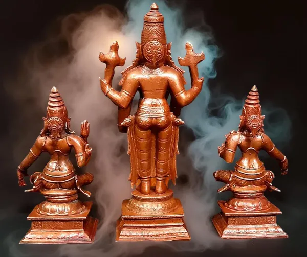Brownish-Orange_Copper_Idols_Of_God_Srinivasa_Perumal_With_Sridevi_And_Bhudevi_By_Searchers_Paradise,_6.2_Inches,_1.635_Kg,_Patina_Antique_Finish,_Pack_Of_3_Piece