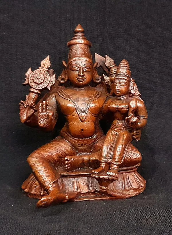 Brownish-Orange_Copper_Idols_Of_God_Perumal_With_Lakshmi_Idol,_4_Inches,_684G,_Patina_Antique_Finish,_Pack_Of_1_Piece