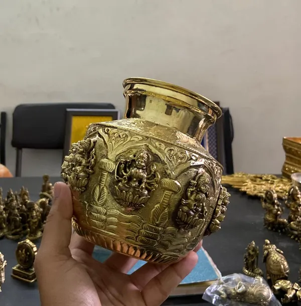 Searchers_Paradise_Ashtalakshmi_Bronze_Kalash_for_Pooja_|_8_inches