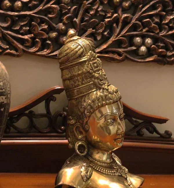 Searchers_Paradise_Brass_Maa_Parvati_bust_in_superfine_finish_10_inches
