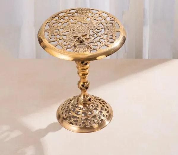 Searchers_Paradise_Handcrafted_Decorative_Accent_Table_with_Intricate_Carving,_Vintage_Pedestal_Stand_for_Living_Room,_Bedroom_&_Home_Décor