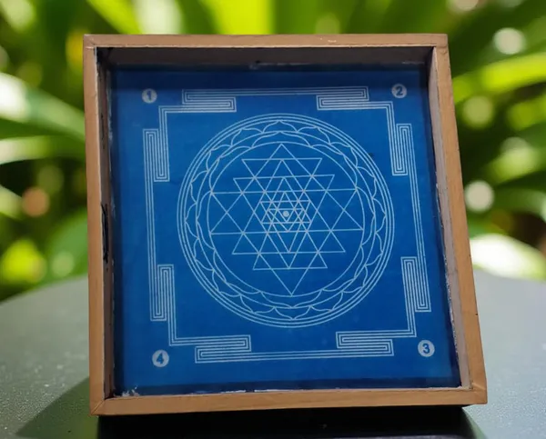 Searchers_Paradise_Sri_Chakra_Yantra__Rangoli_Stencil_Wooden_13x13_Inches_Pack_of_1_piece