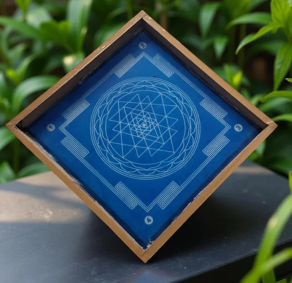 Searchers_Paradise_Sri_Chakra_Yantra__Rangoli_Stencil_Wooden_13x13_Inches_Pack_of_1_piece