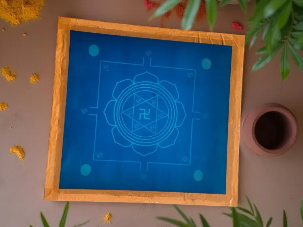 Searchers_Paradise_Vastumandala_yantra_Rangoli_Stencil_Wooden_10x10_Inches_Pack_of_1_piece