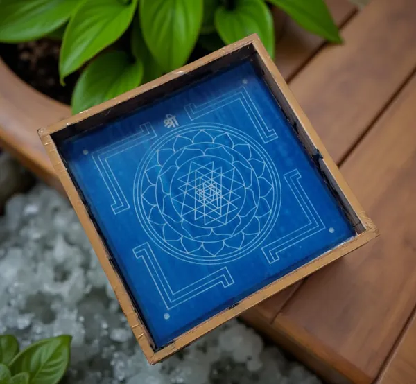 Searchers_Paradise__Sri_Chakra_Yantra_Model_3__Rangoli_Stencil_Wooden_13x13_Inches_Pack_of_1_piece