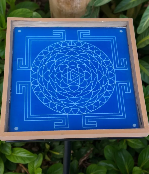 Sri_Rama_Yantra_Model_2__Rangoli_Design_Stencil_Wooden_Frame_pack_of_1_piece