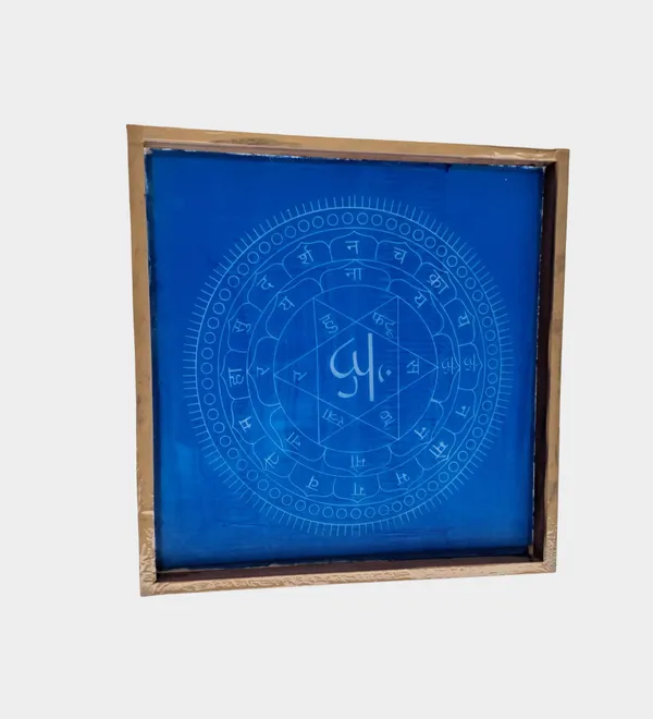 Sudarshana_Mandala_2_Yantra_Rangoli_Design_Stencil_Wooden_Frame_pack_of_1_piece