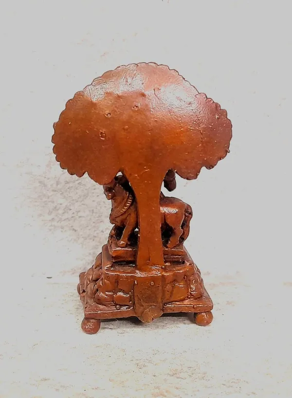 Brown_Copper_Idols_Of_God_Krishna,_Height_4.8_Cm,_36_Gram,_Handmade,_Pack_Of_1_Piece