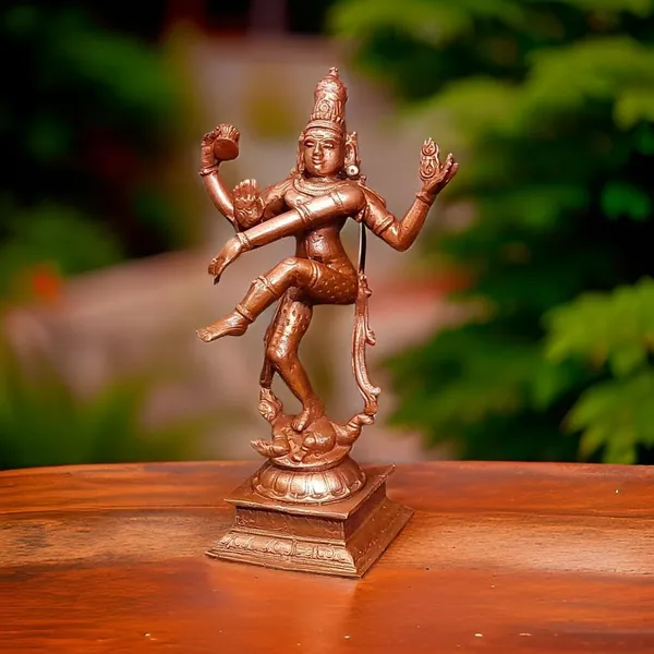 Brownish-Orange_Copper_Idols_Of_God_Natarajar,_6_Inches,_480G,_Patina_Antique_Finish,_Pack_Of_1_Piece