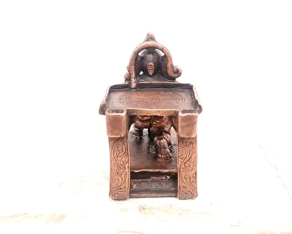 Brownish-Orange_Copper_Idols,_7.5_Cm,_Handmade_Hanuman_310_G,_Patina_Antique_Finish,_Pack_Of_1_Piece