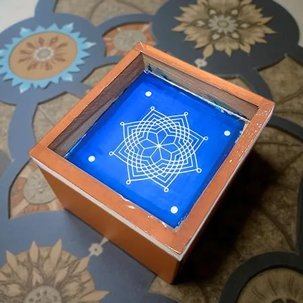 Searchers_Paradise_Hrudaya_Kamala_Kolam_Rangoli_Stencil_Wooden,_(5x5_Inches)_Pack_of_1_Piece