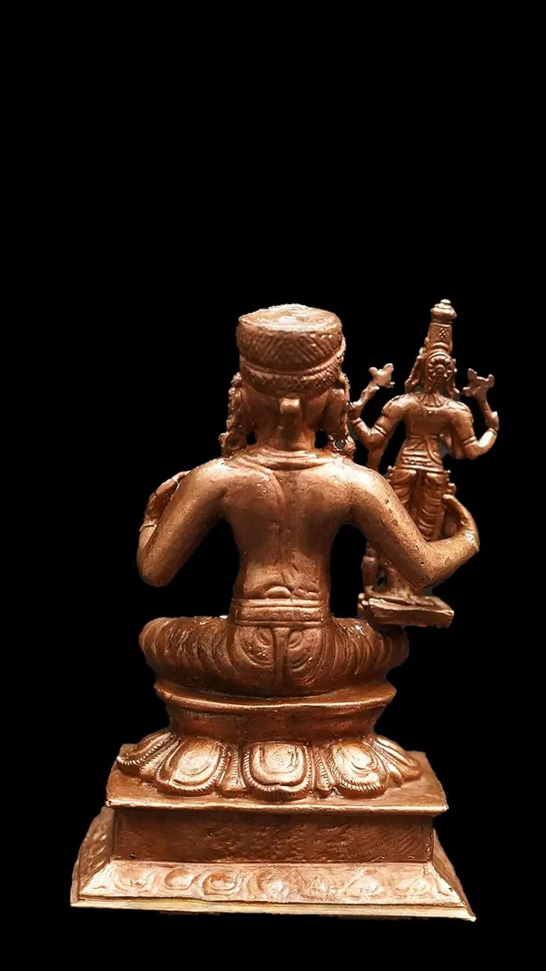Brownish-Orange_Copper_Idols,_8.5_Cm,_Handmade_Manavala_Mahamuni_Holding_Vishnu_395_G,_Patina_Antique_Finish,_Pack_Of_1_Piece