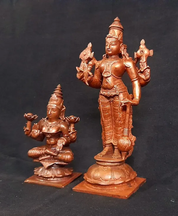 Brown_Copper_Idols_Of_God_Srinivasa_Perumal_With_Mahalakshmi,_6_Inches,_1_Kg,_Patina_Antique_Finish,_Pack_Of_2_Piece