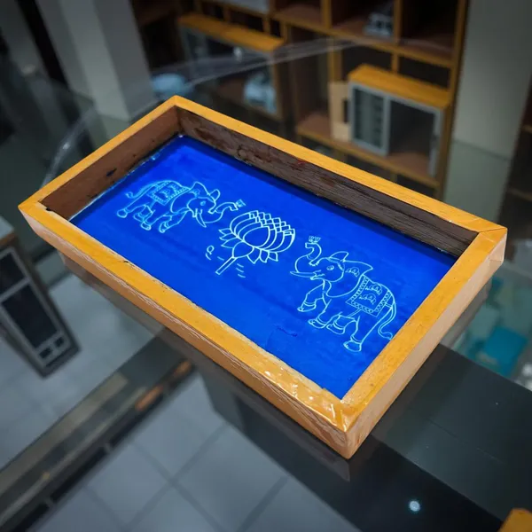 Searchers_Paradise_Elephant_with_Lotus_Rangoli_Stencil_Wooden,_1_Piece_(9x5_Inches)