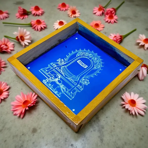 Searchers_Paradise_Shivling_with_Nandi_Rangoli_Stencil_Wooden_5x5_Inches_Pack_of_1_Piece