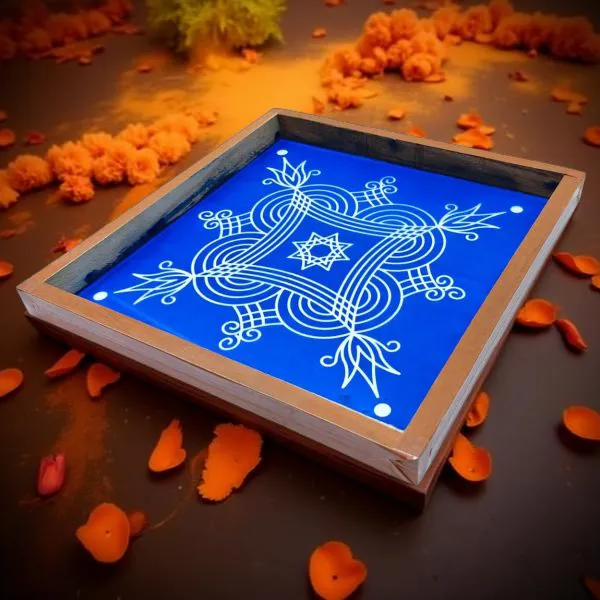 Searchers_Paradise_Iyengar_Padi_Kolam_Rangoli_Stencil_Model_5_Wooden_10x10_Inches_Pack_of_1_Piece