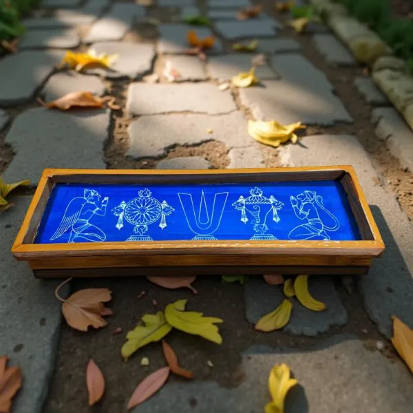 Searchers_Paradise_Shankh_Chakra_Namah_Hanuman_and_Garuda_Border_Rangoli_Stencil_Wooden17x5_Inches_Pack_of_1_Piece