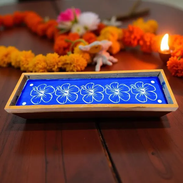Searchers_Paradise_Shoe_Flower_Border_Rangoli_Stencil_Wooden_17x5_Inches_Pack_of_1_Piece