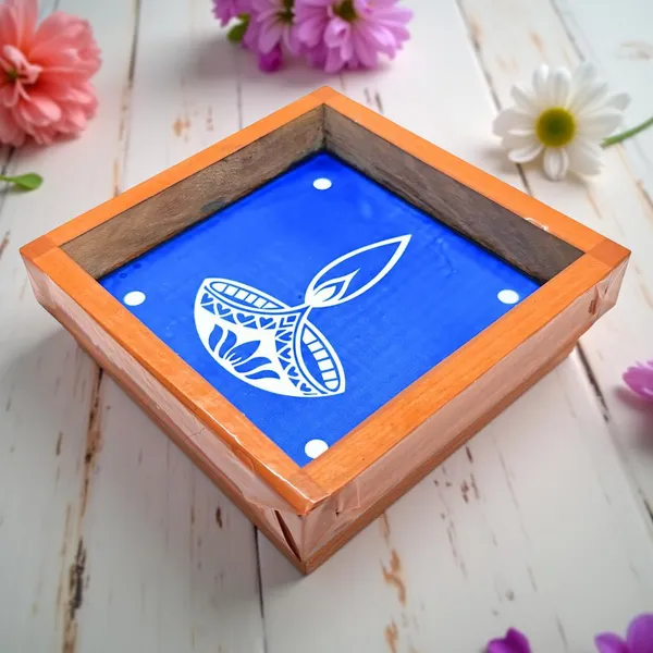 Searchers_Paradise_Agal-Diya-Kolam-Rangoli-Stencil_5_*_5_Inches_Pack_of_1_Piece