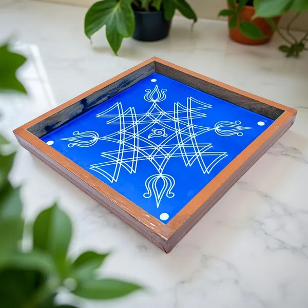Searchers_Paradise_Iyengar_Padi_Kolam_Rangoli_Stencil_Model_1_Wooden_10×10_Inches_Pack_of_1_piece