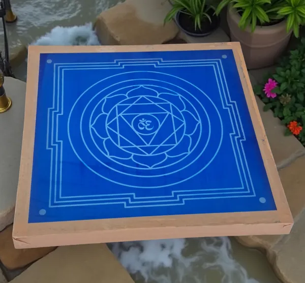 pratyangira_Yantra_Rangoli_Design_Stencil_Wooden_Frame_pack_of_1_piece