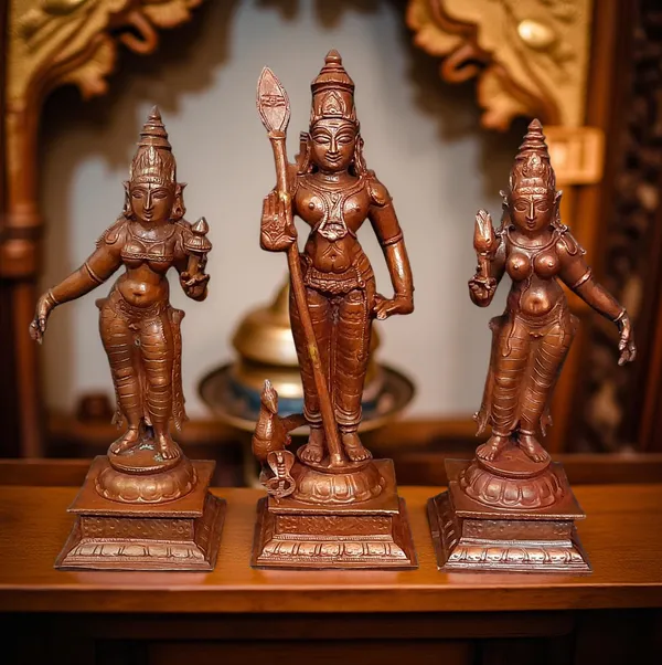 Brownish-Orange_Copper_Idols_Of_God_Murugar_With_Valli_And_Deivanani,_6.2_Inches,_1.36_Kg,_Patina_Antique_Finish,_Pack_Of_3_Piece
