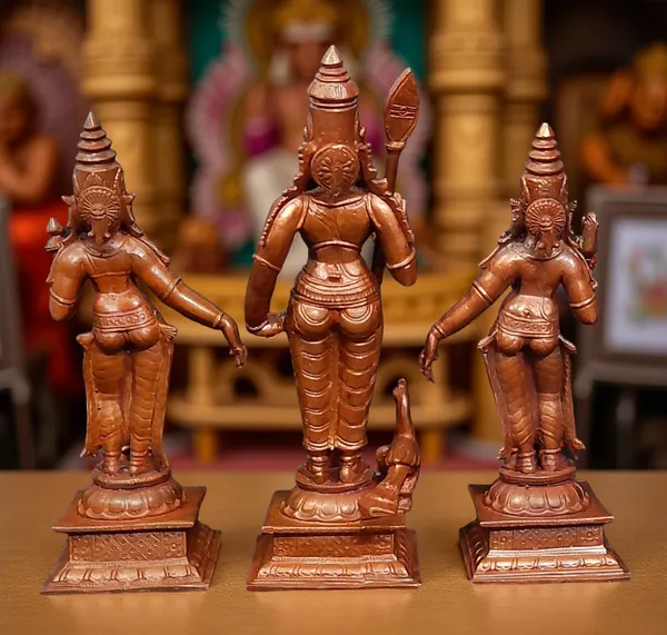 Brownish-Orange_Copper_Idols_Of_God_Murugar_With_Valli_And_Deivanani,_6.2_Inches,_1.36_Kg,_Patina_Antique_Finish,_Pack_Of_3_Piece