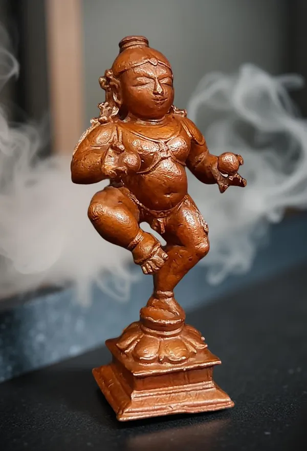 Brownish-Orange_Copper_Idols_Of_God_Bal_Krishna_With_Laddu_By_Searchers_Paradise,_3.3_Inches,_150G,_Patina_Antique_Finish,_Pack_Of_1_Piece