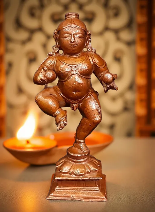 Brownish-Orange_Copper_Idols_Of_God_Bal_Krishna_With_Laddu_By_Searchers_Paradise,_3.3_Inches,_150G,_Patina_Antique_Finish,_Pack_Of_1_Piece