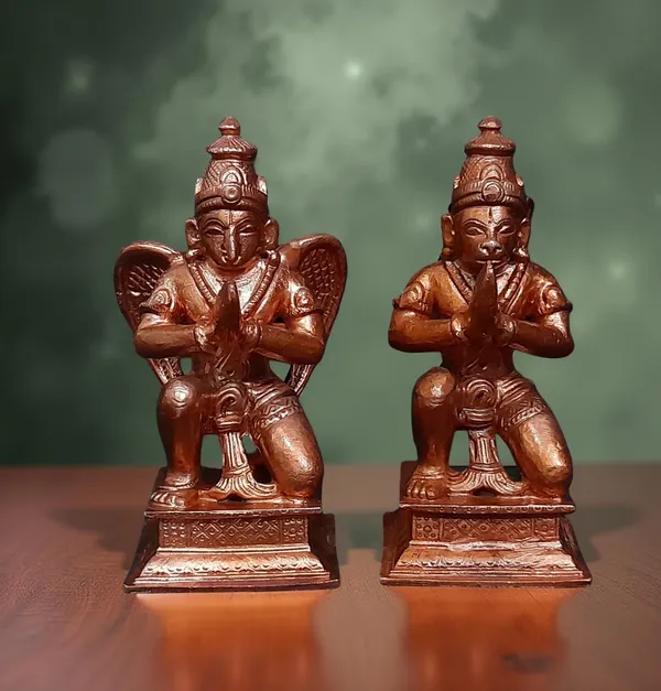 SEARCHERS_PARADISE_,_Copper_Handmade_Sitting_Garudar_and_Hanuman_4.3_inches_1.1_Kg,_Pack_of_1_Piece