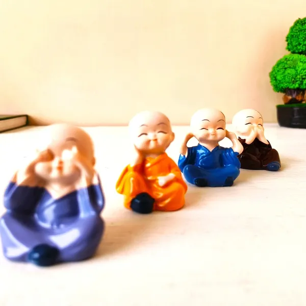 Adorable_Zen_Monks_for_Home_Decor