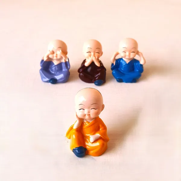 Adorable_Zen_Monks_for_Home_Decor