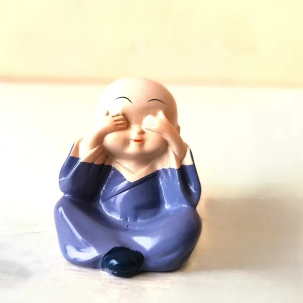 Adorable_Zen_Monks_for_Home_Decor