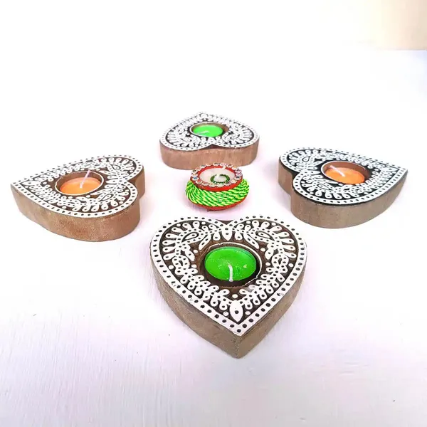 Handcrafted_Heartshaped_Wooden_Tea_Light_Candle_Holder_For_Festive_&_Home_Decoration