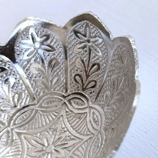 Set_Of_2_Silver_Lotus_Bowl_Set_With_Embossed_Tray_Kitchenware_Bowls_Spoon_With_Tray