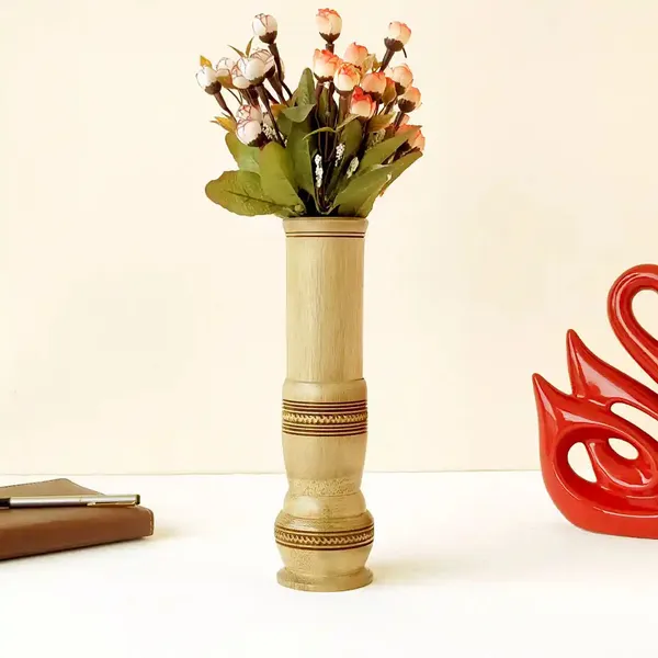 Handcrafted_Bamboo_Flower_Vase_Ecofriendly