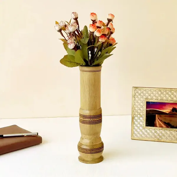 Handcrafted_Bamboo_Flower_Vase_Ecofriendly