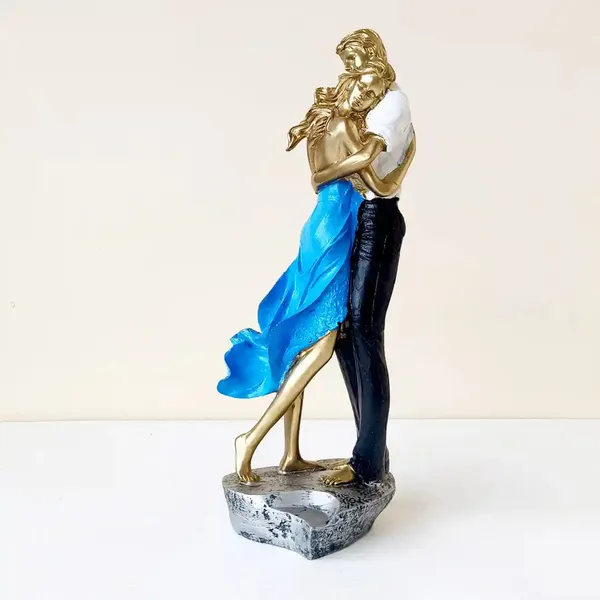 Romantic_Resin_Couple_Romantic_Home_Decor_Sculpture_Showpiece